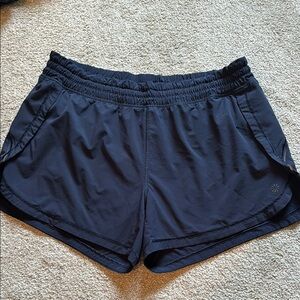 Athleta running shorts (l)